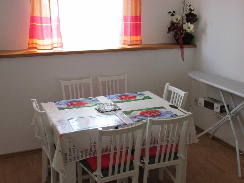 Apartmani Roza Лопар Екстер'єр фото